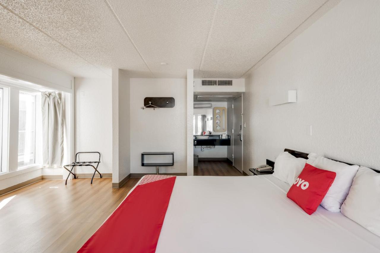| OYO Hotel Houston Katy Freeway