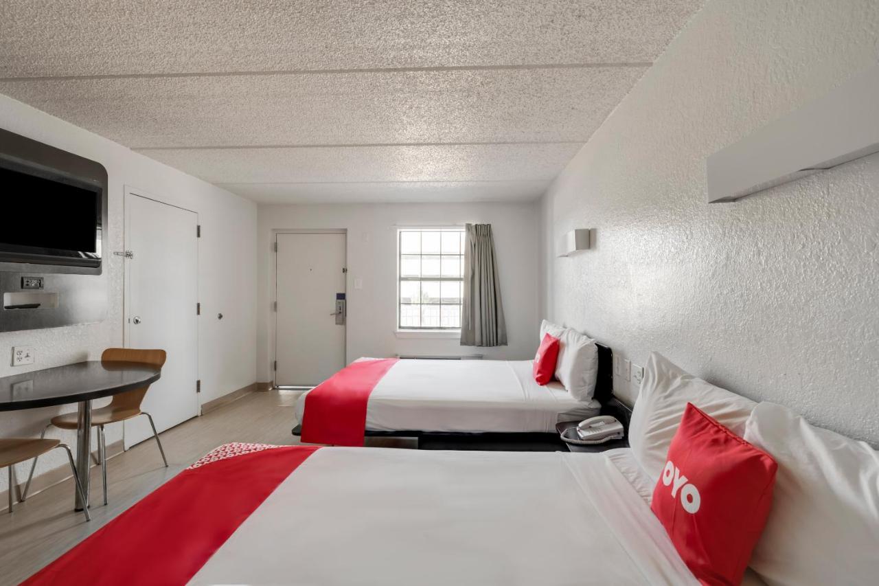 | OYO Hotel Houston Katy Freeway