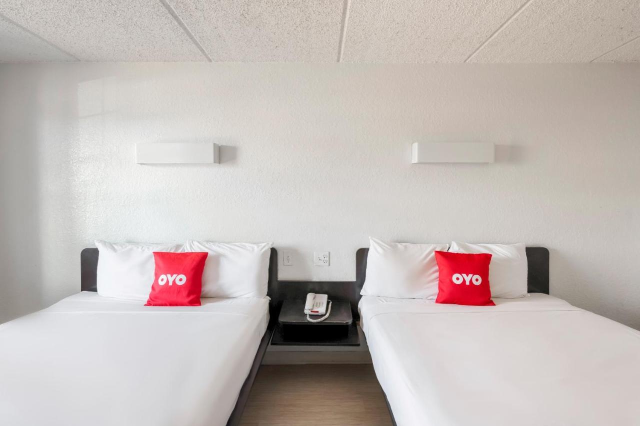 | OYO Hotel Houston Katy Freeway