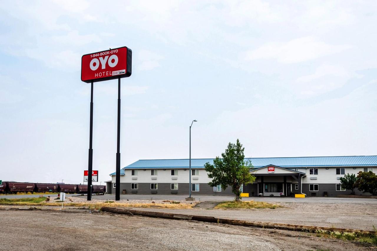 | OYO Hotel Shelby MT Hwy 2 & I-15