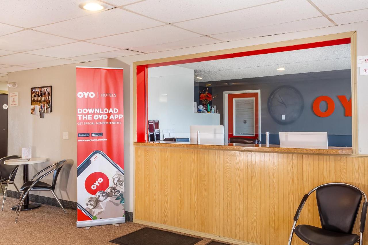 | OYO Hotel Shelby MT Hwy 2 & I-15