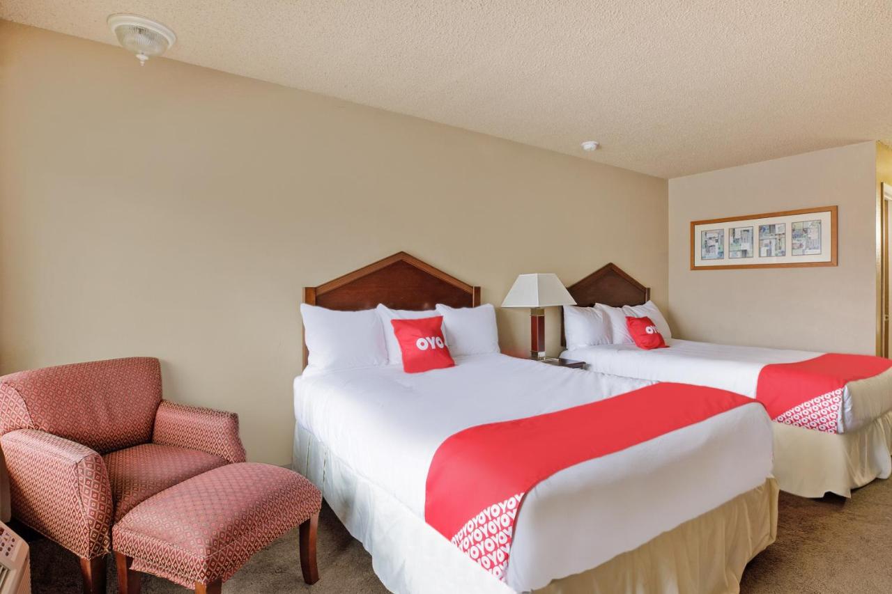 | OYO Hotel Branson MO-165