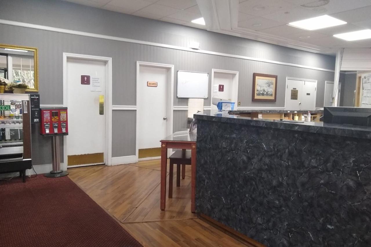 | OYO Hotel Sumter SC Downtown