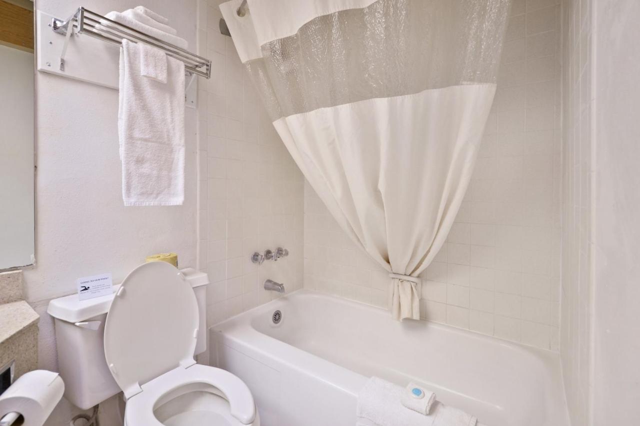 | OYO Hotel Goodland KS Hwy 24