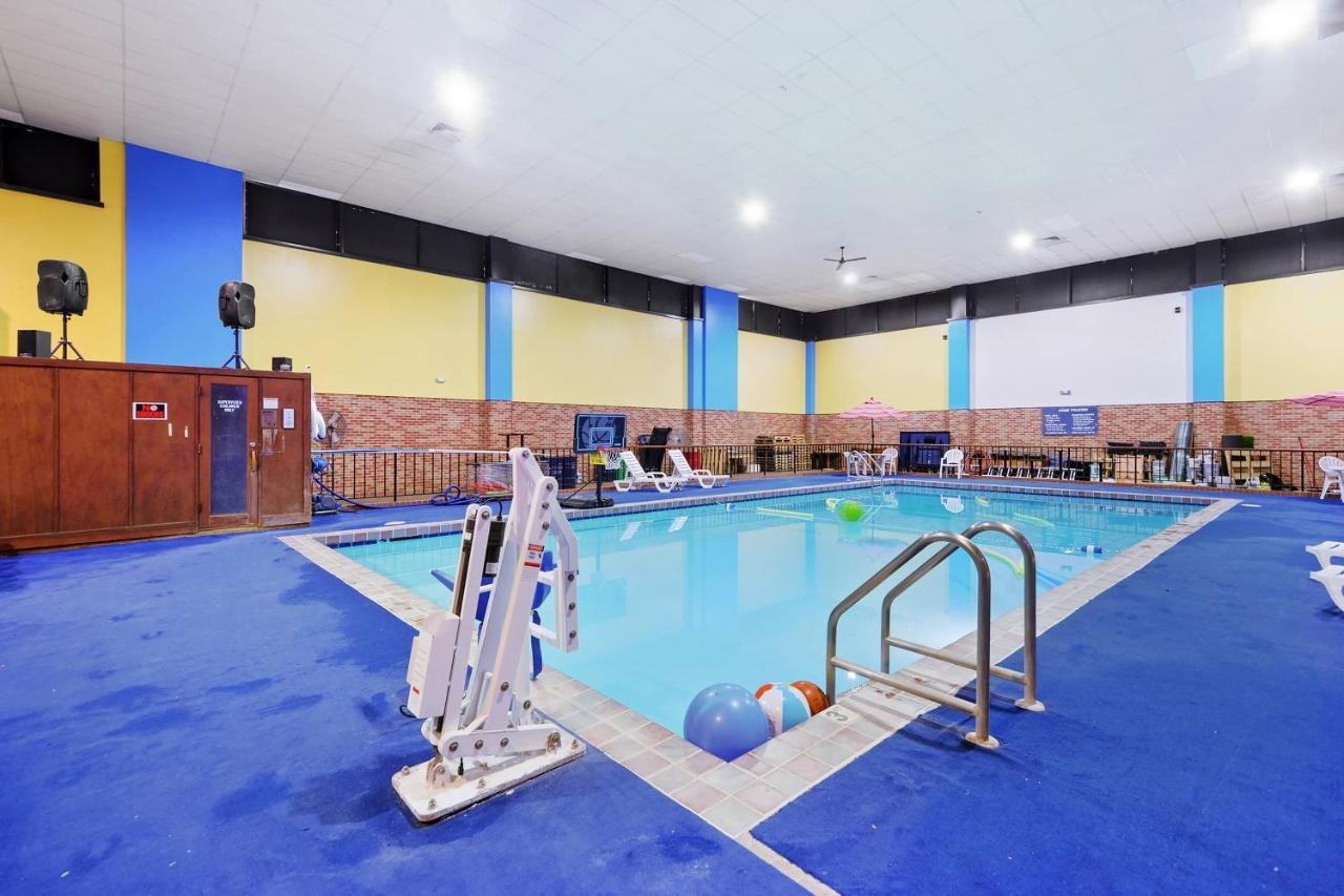| OYO Hotel Goodland KS Hwy 24