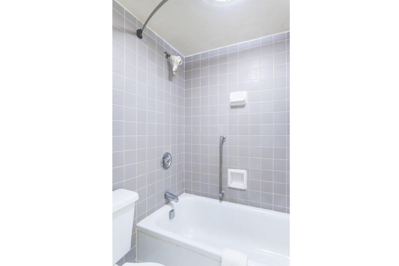 | OYO Hotel Sumter SC Downtown