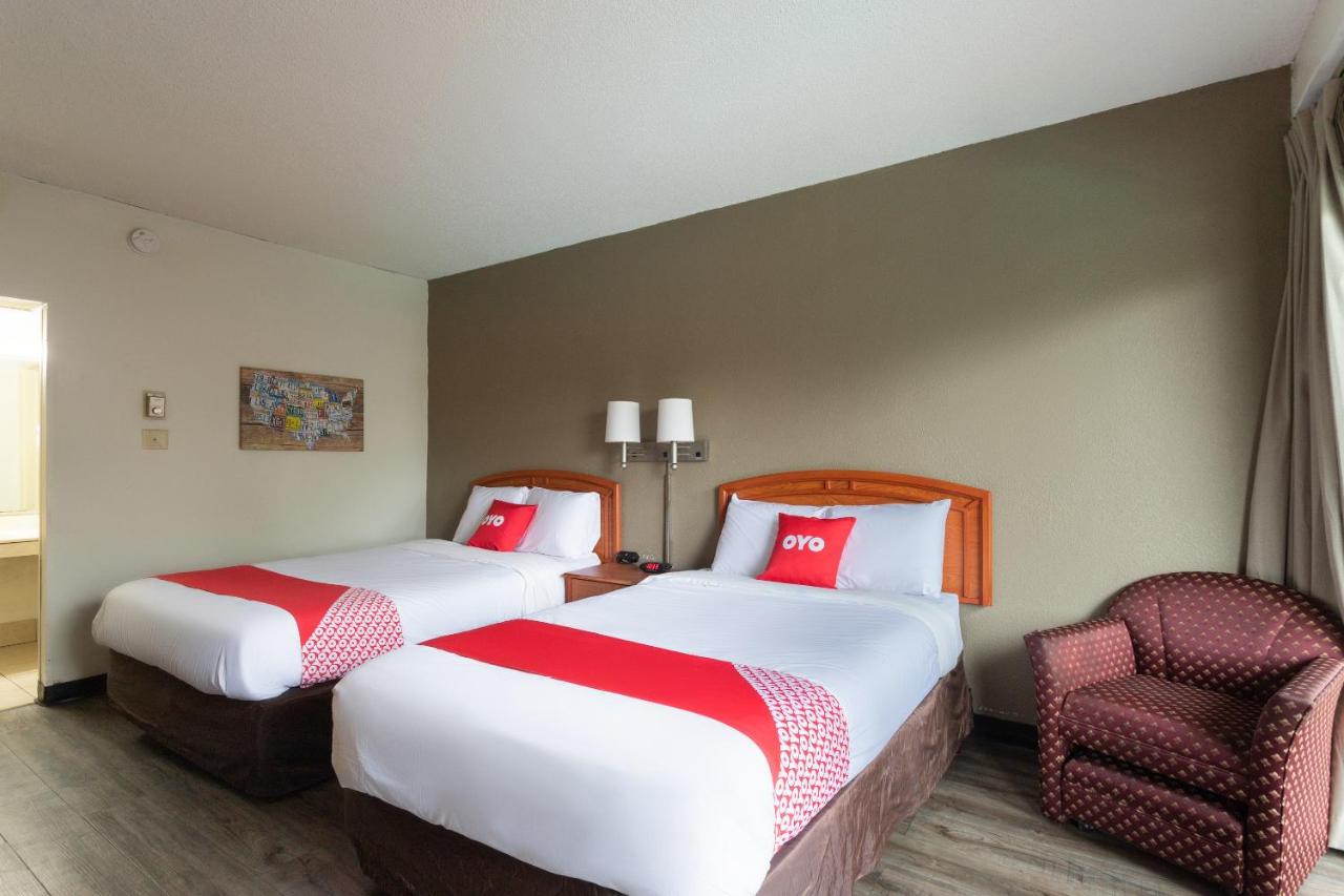 | OYO Hotel Sumter SC Downtown