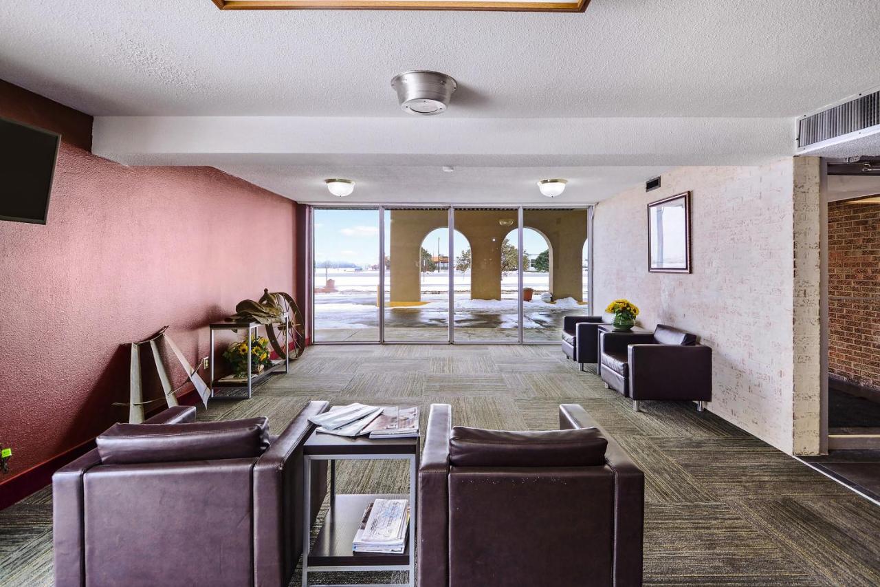 | OYO Hotel Goodland KS Hwy 24