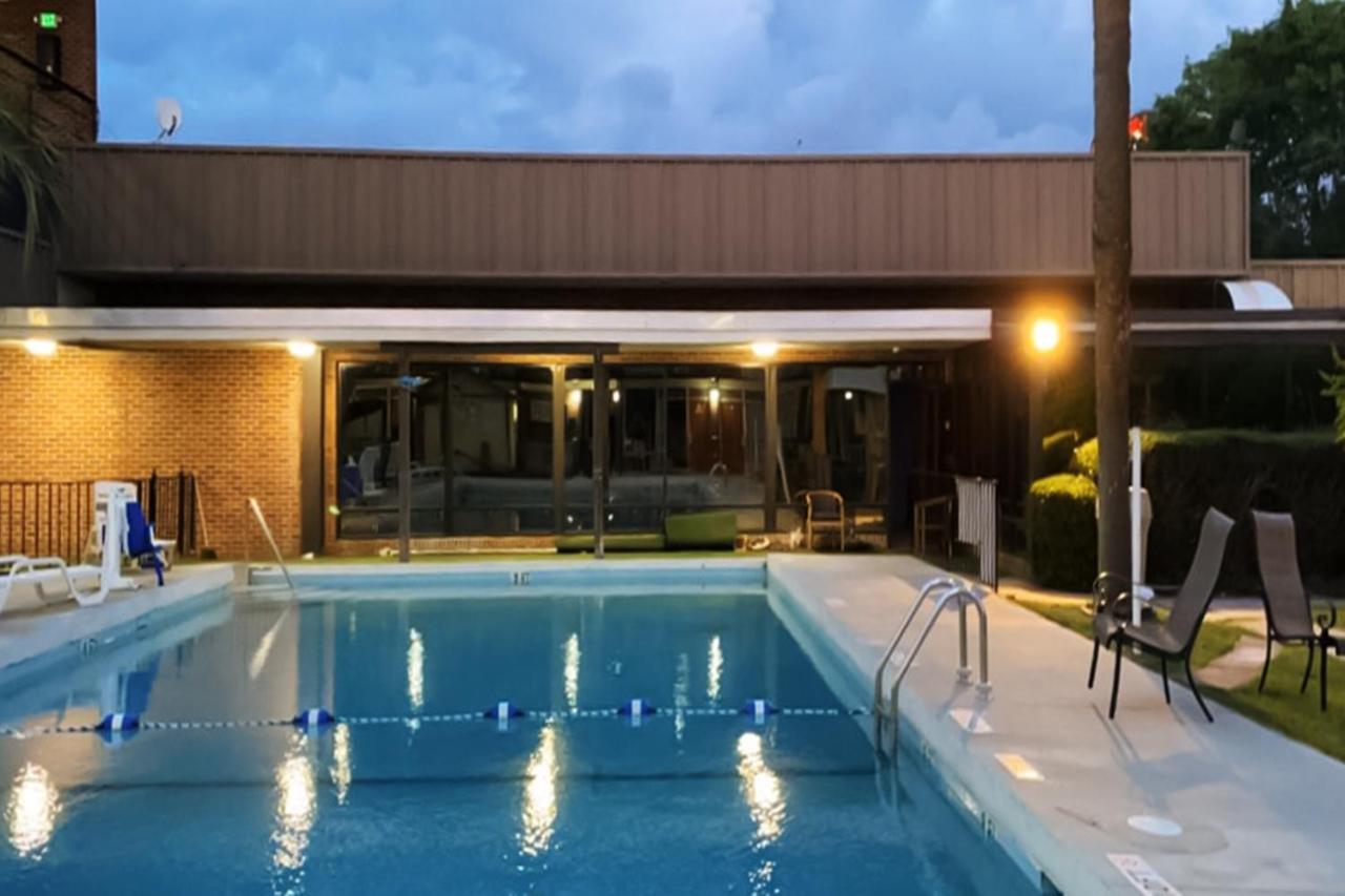 | OYO Hotel Sumter SC Downtown