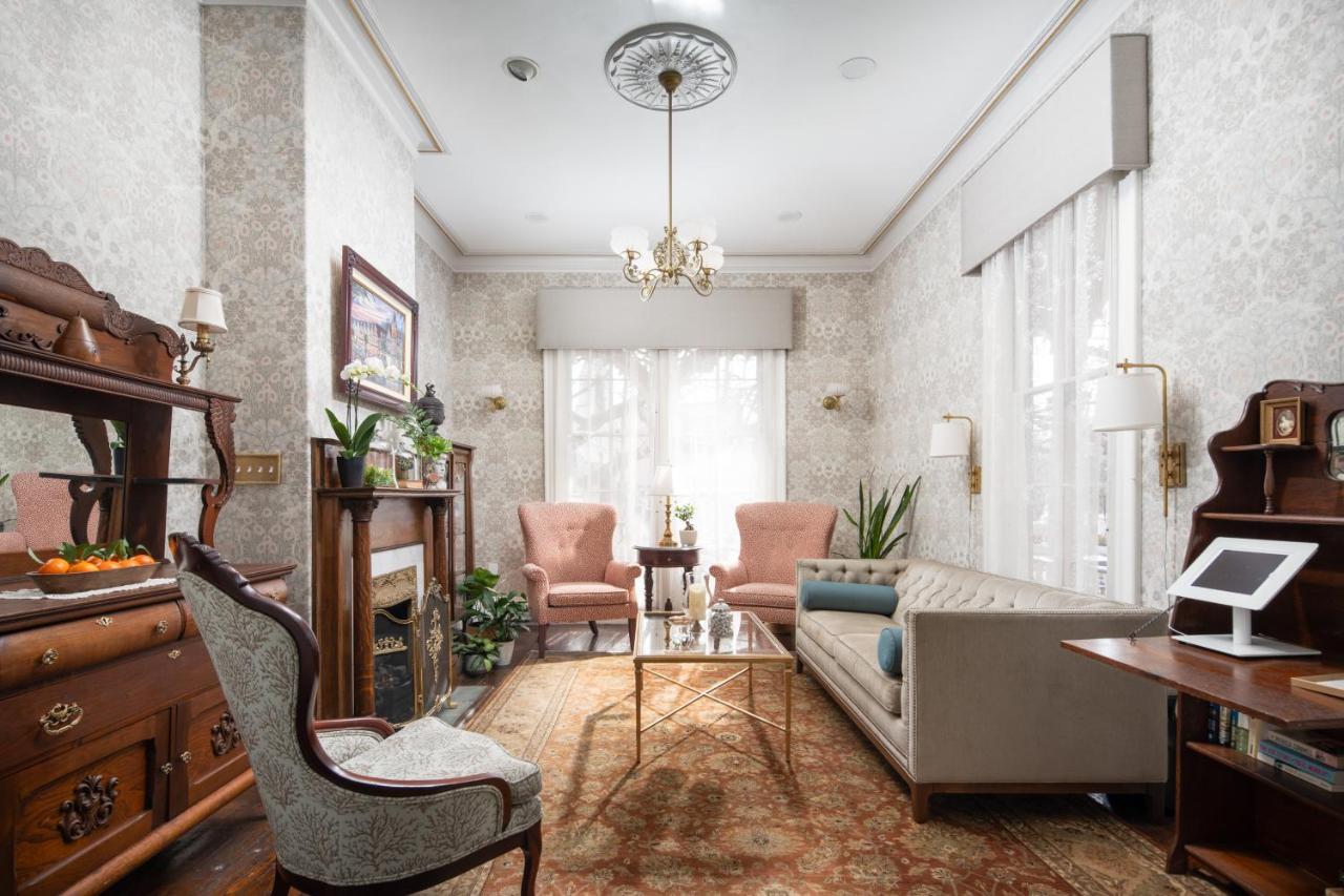 | The Mason Cottage Downtown