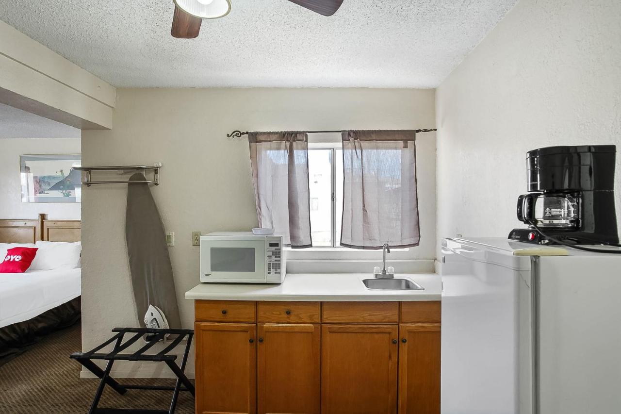  | OYO Hotel Yuma AZ - I-8 US-95