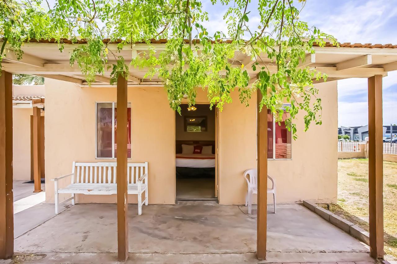  | OYO Hotel Yuma AZ - I-8 US-95