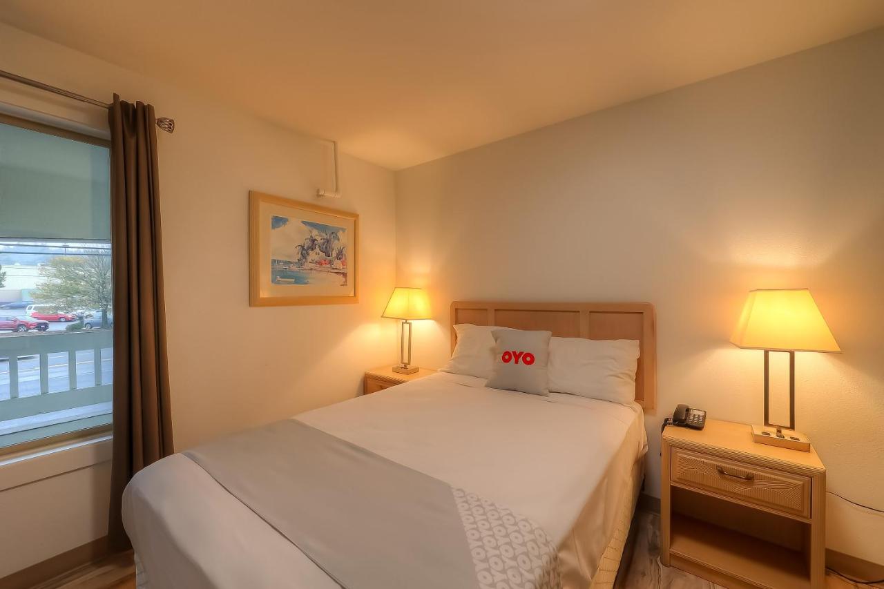 Double Room at Newport Inn By OYO - Hwy 101