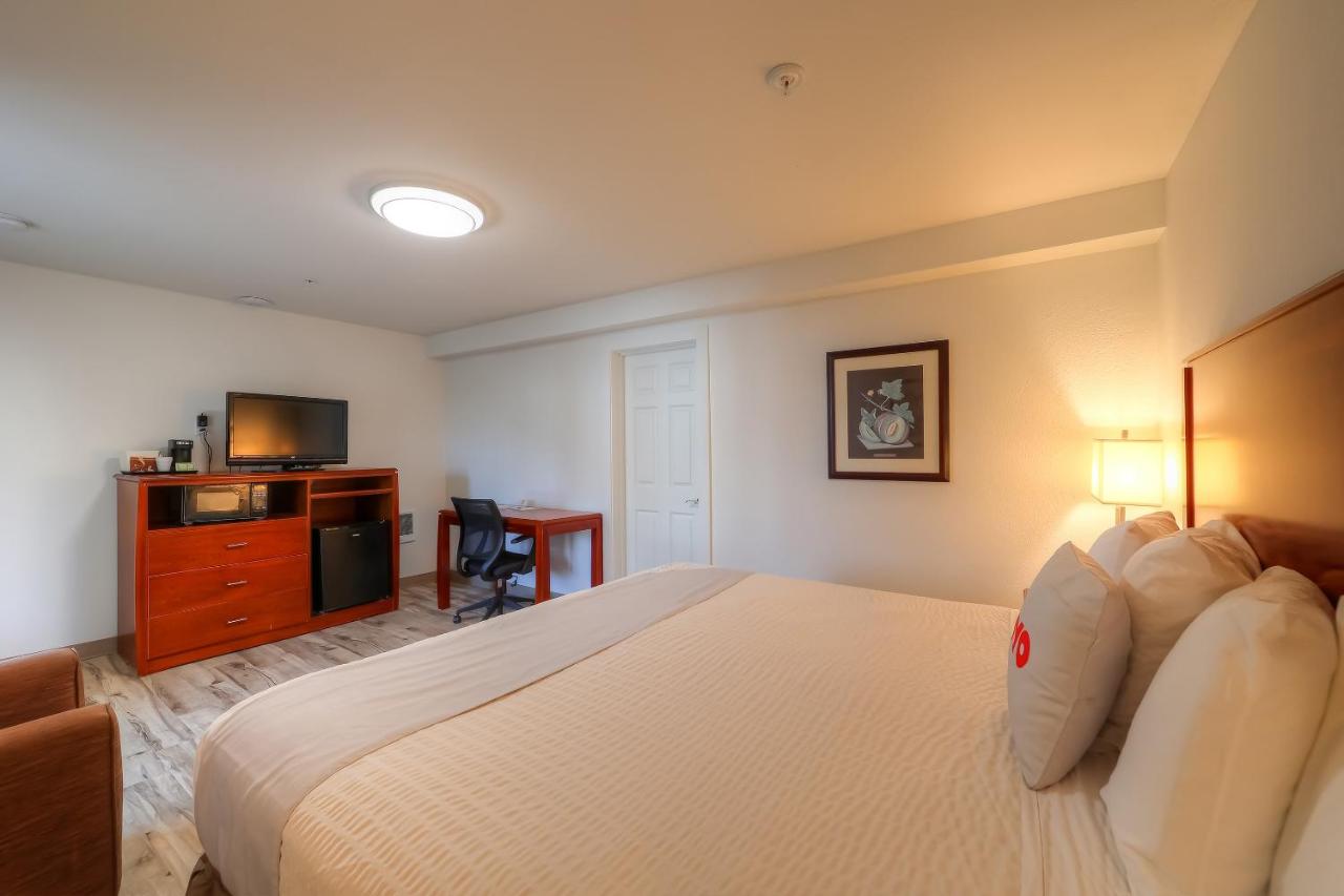 King Room at Newport Inn By OYO - Hwy 101