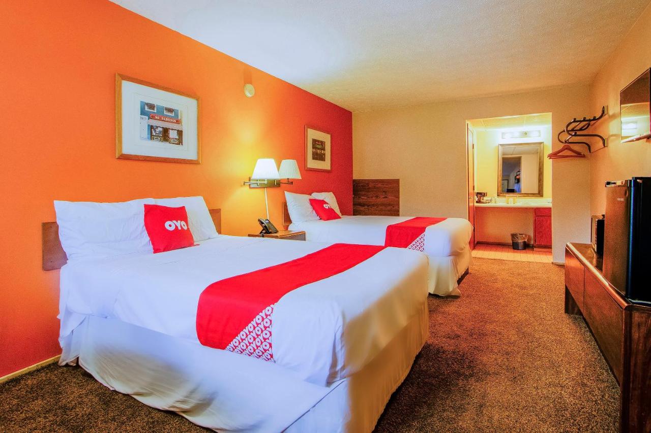 | OYO Hotel Chapmanville Inn, WV - Hwy 119