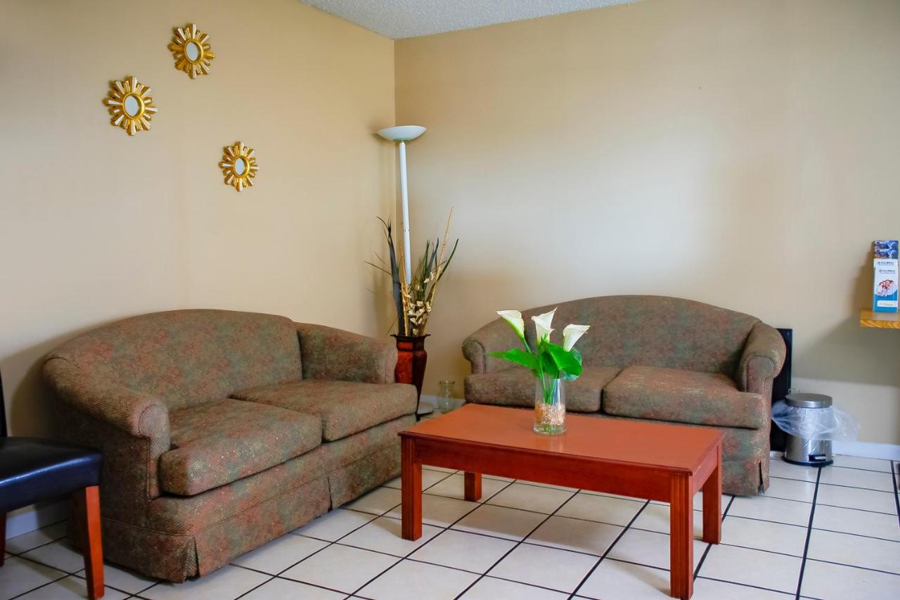 | OYO Hotel Duncan, OK - Hwy 81 Near Chisholm Casino