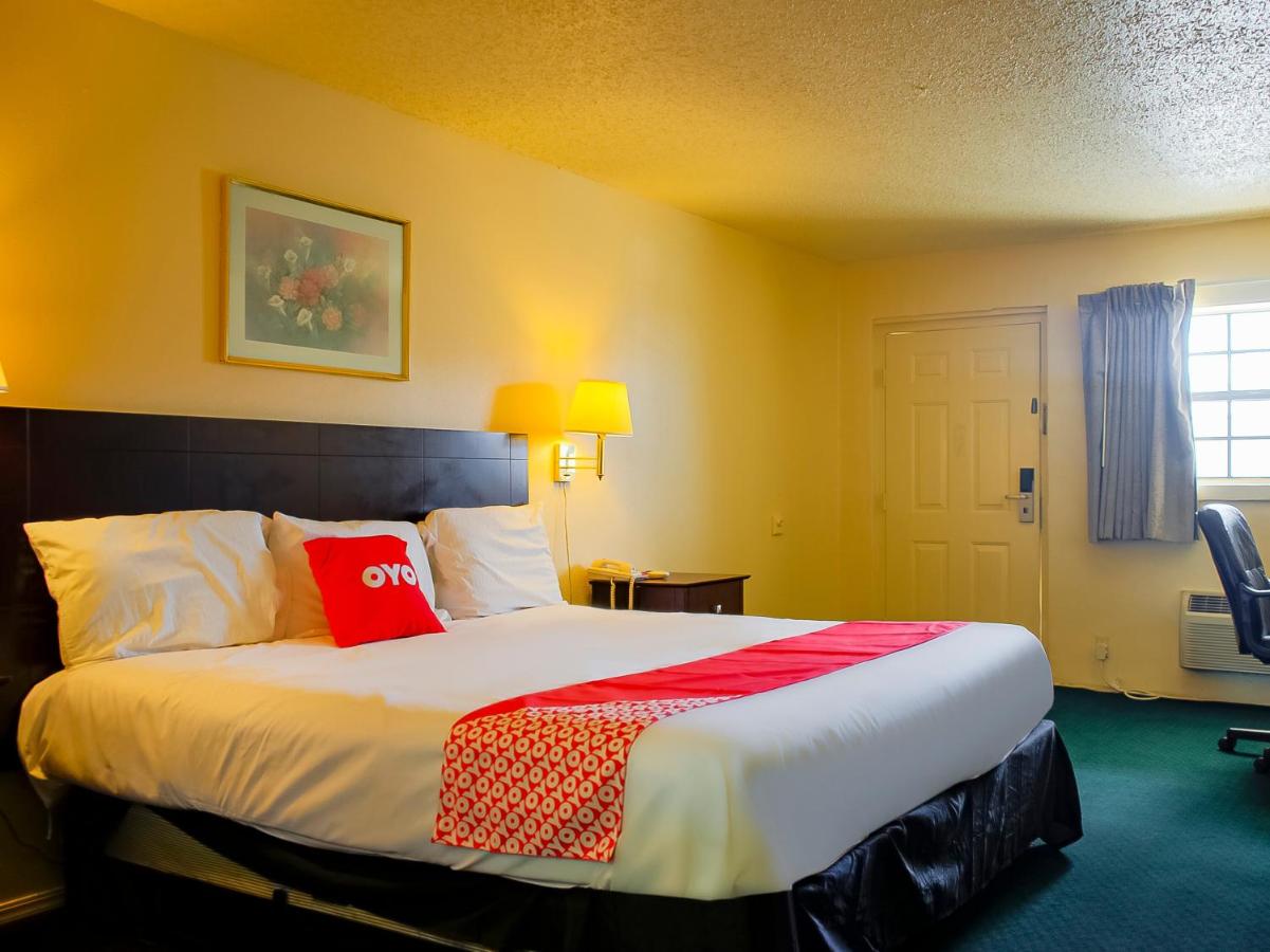 | OYO Hotel Duncan, OK - Hwy 81 Near Chisholm Casino