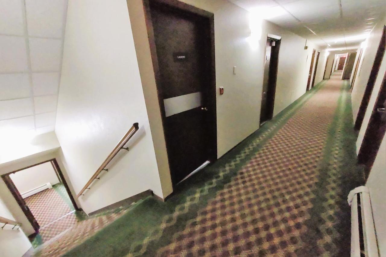 | OYO Hotel Staples MN, HWY 10 NW