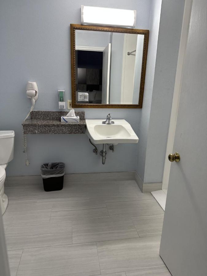 Accessible Poolside Suite with Two Queen Beds at Sandwich Lodge & Resort