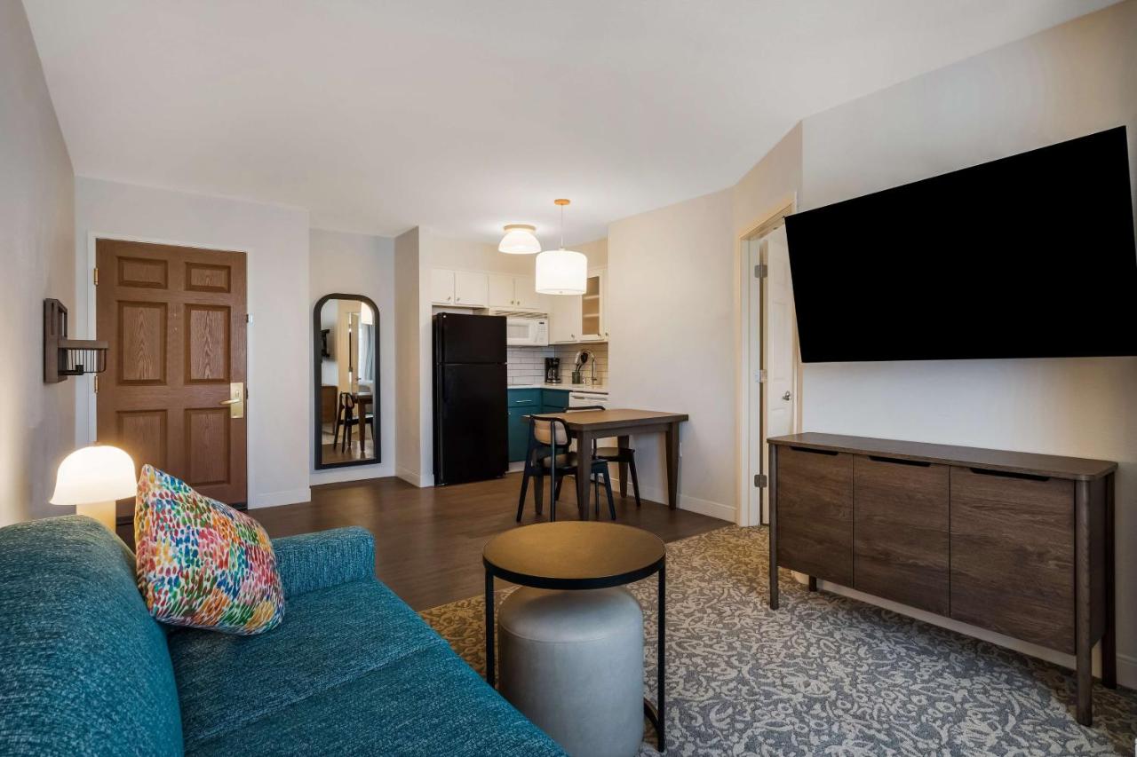 Two-Bedroom Suite with King and Queen Beds at Sonesta ES Suites Portland Vancouver 41st Street