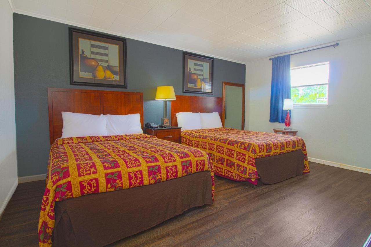 | OYO Hotel McAlester OK S Main St