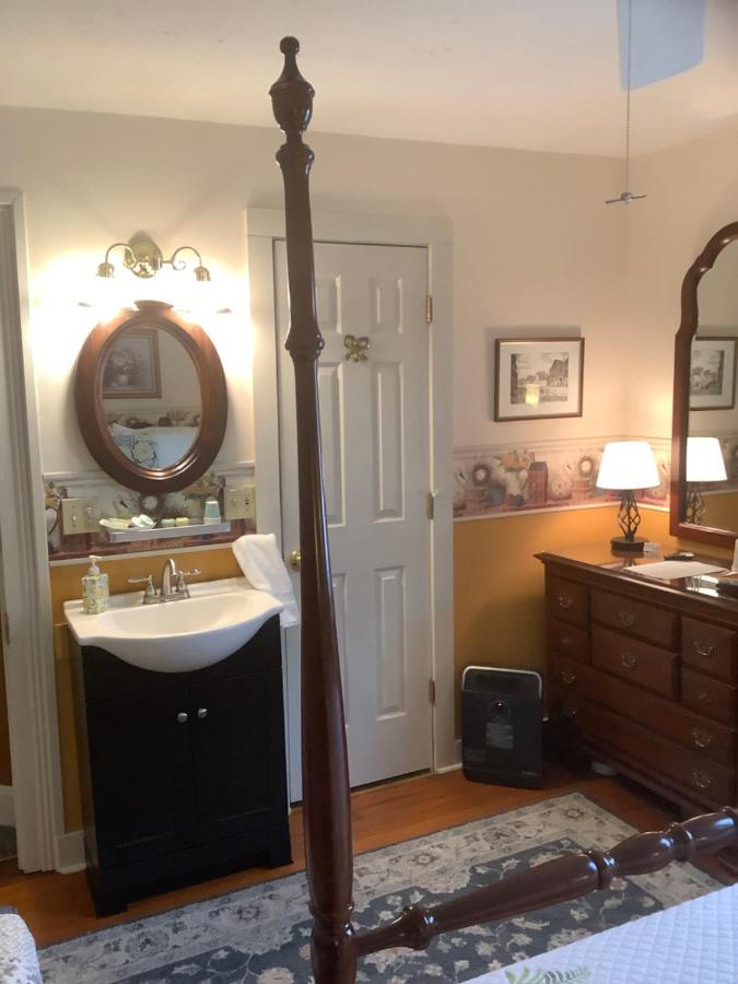 | Terrell House B&B