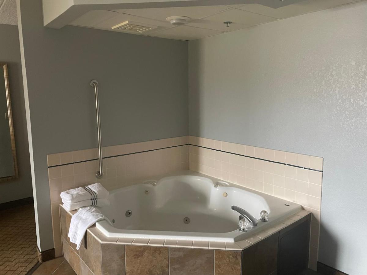 Junior King Suite - Non-Smoking at AmericInn by Wyndham Hartford WI