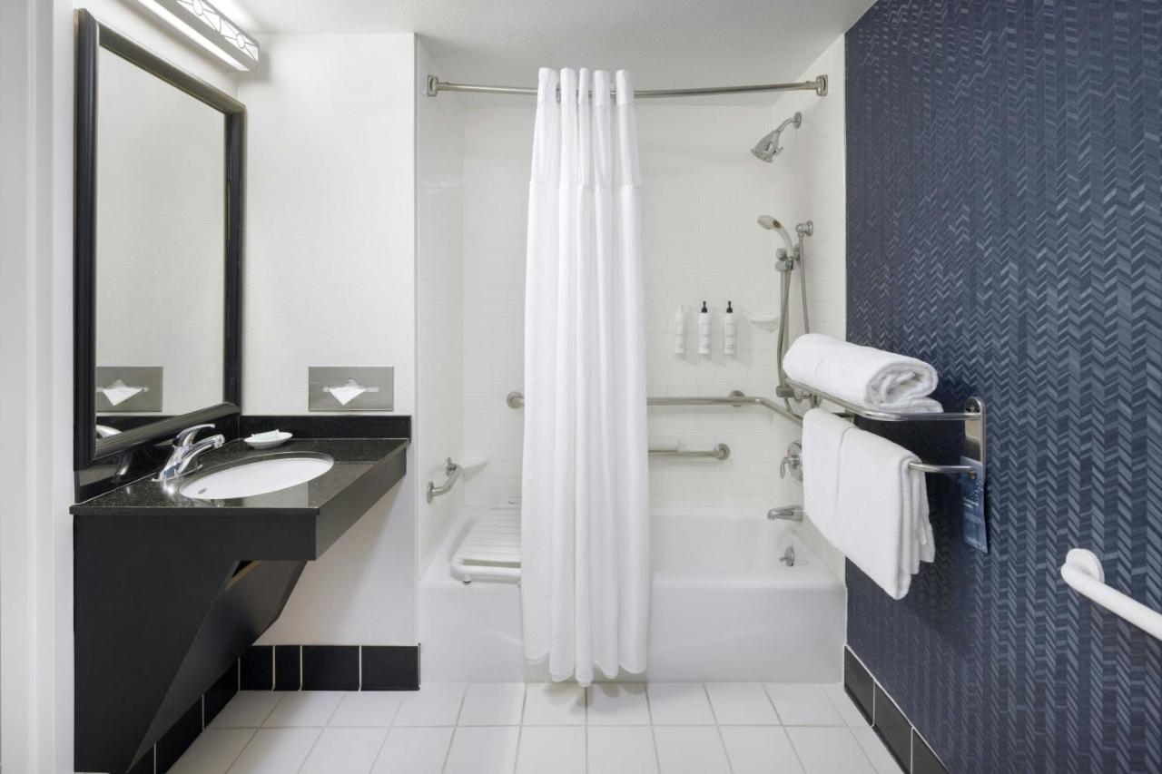 | Fairfield Inn & Suites by Marriott Turlock