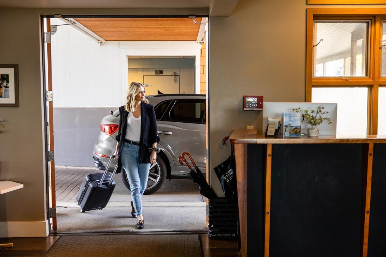 | Friday Harbor House