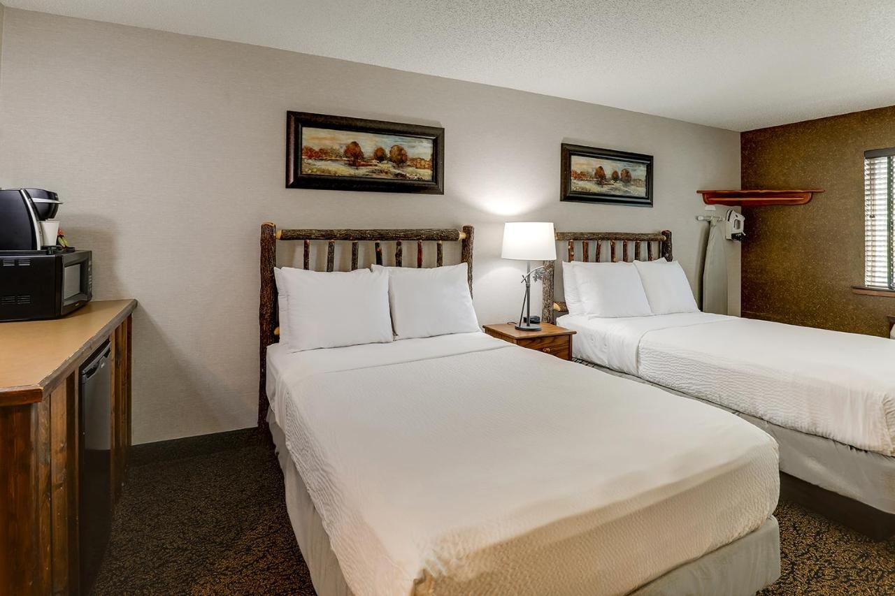 | Stoney Creek Hotel St. Joseph