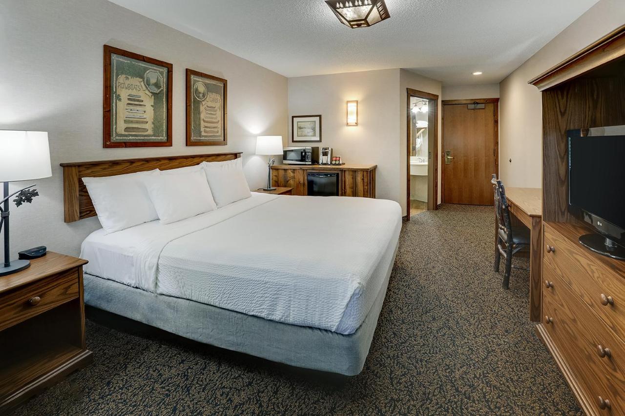 | Stoney Creek Hotel St. Joseph