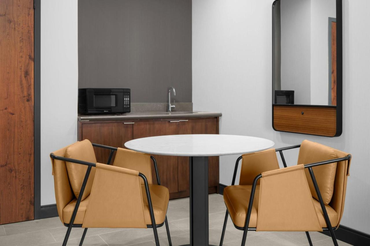  | Four Points by Sheraton San Jose Airport