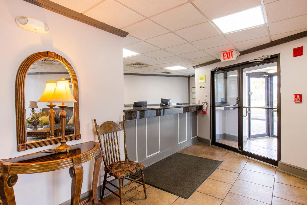 | OYO Hotel Port Allen LA I-10 West