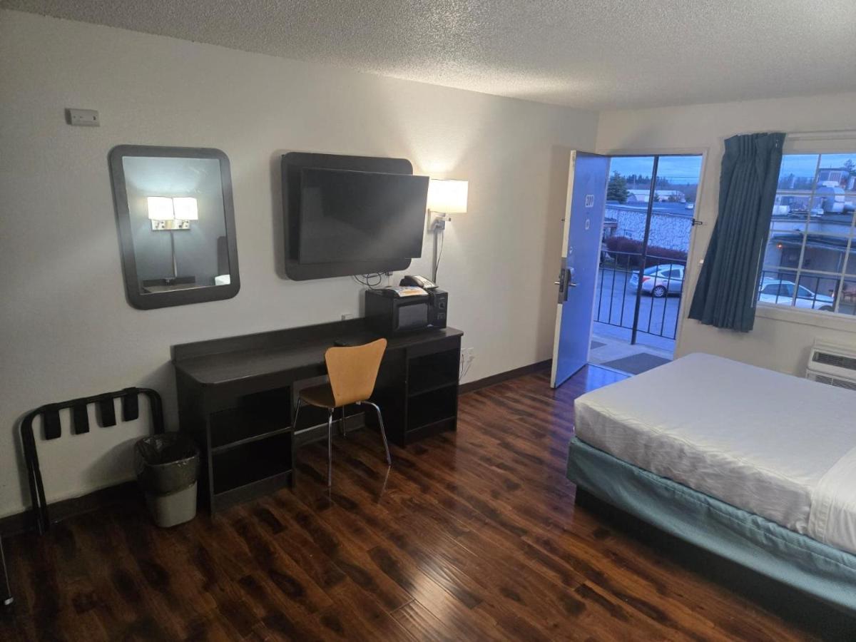  | OYO Hotel St Helens OR