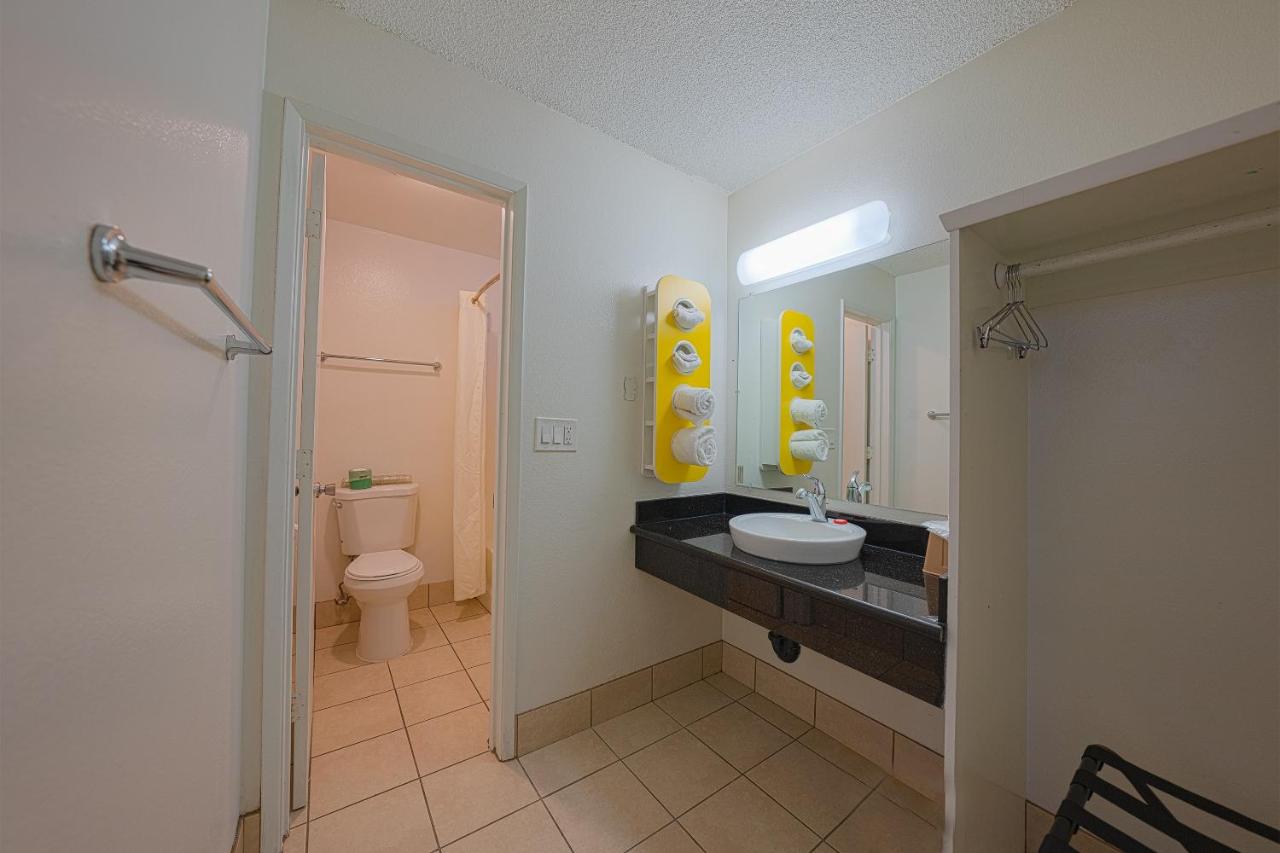  | OYO Hotel St Helens OR