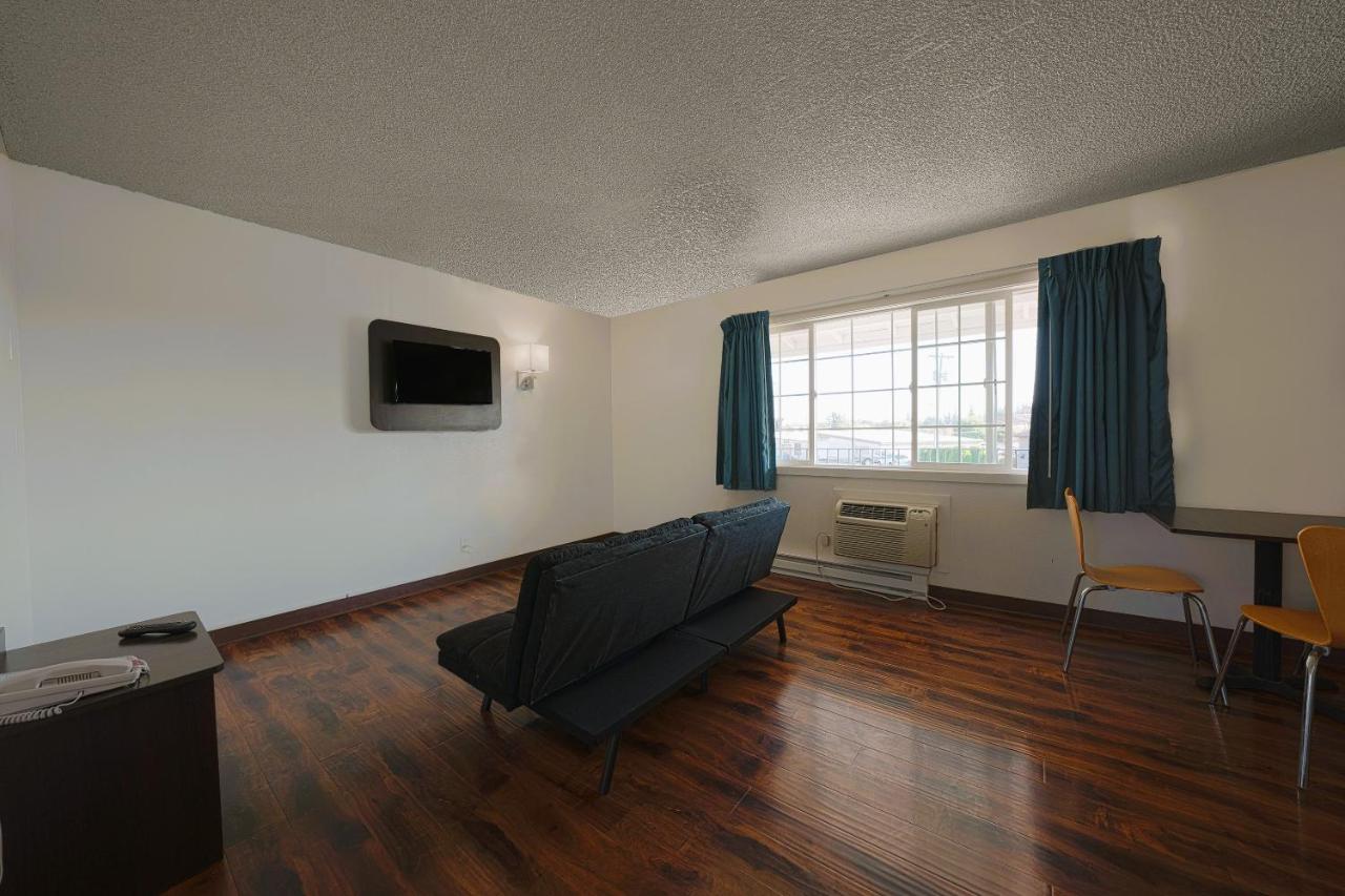  | OYO Hotel St Helens OR