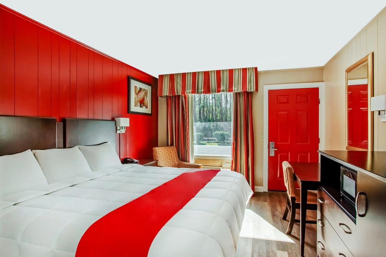| OYO Hotel Ridgeland East