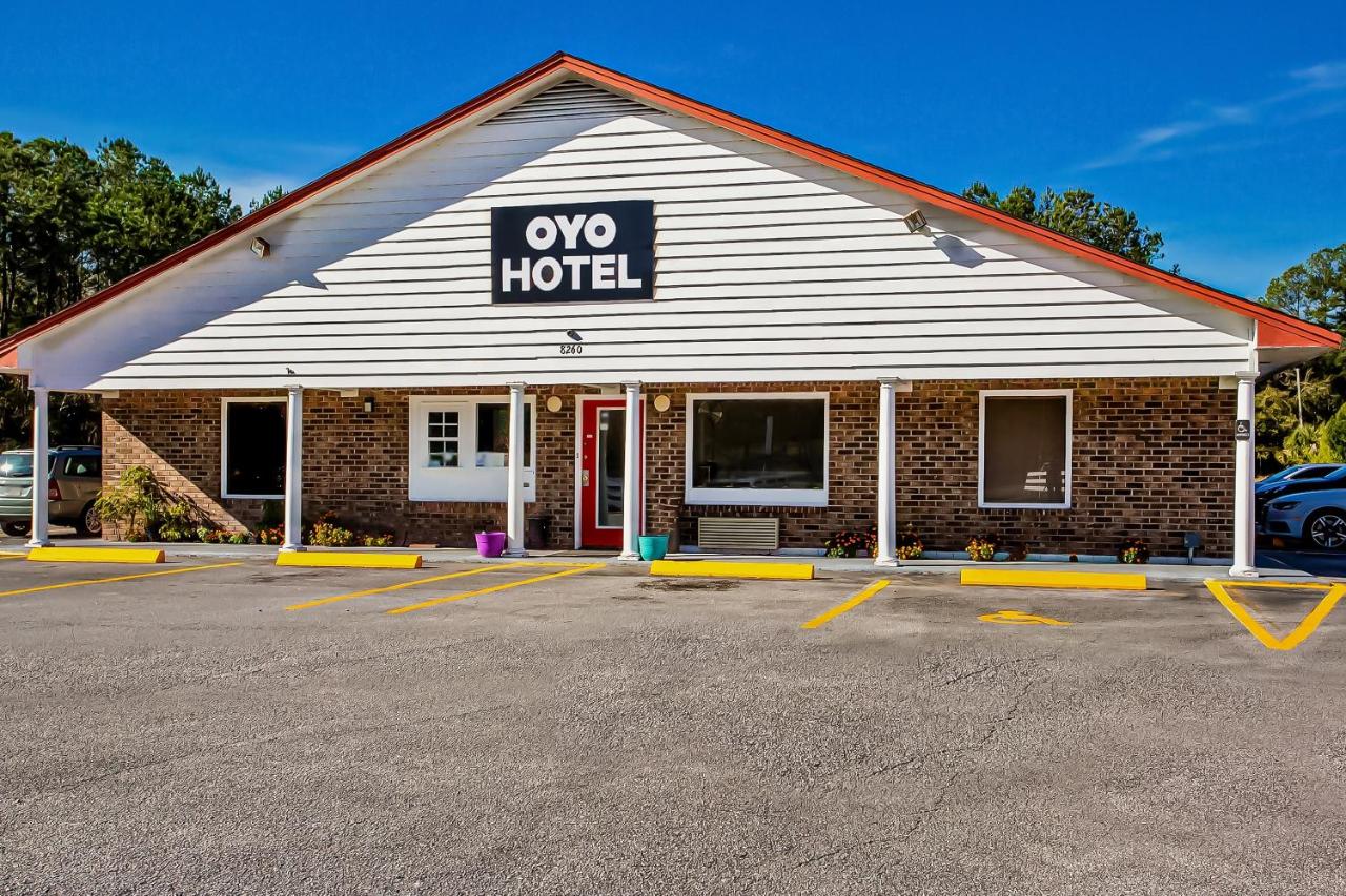 | OYO Hotel Ridgeland East