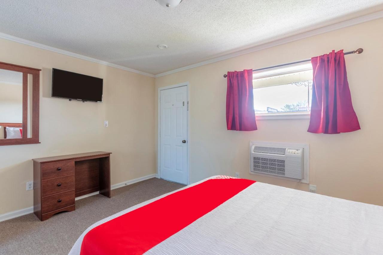 | OYO Hotel Cave City KY