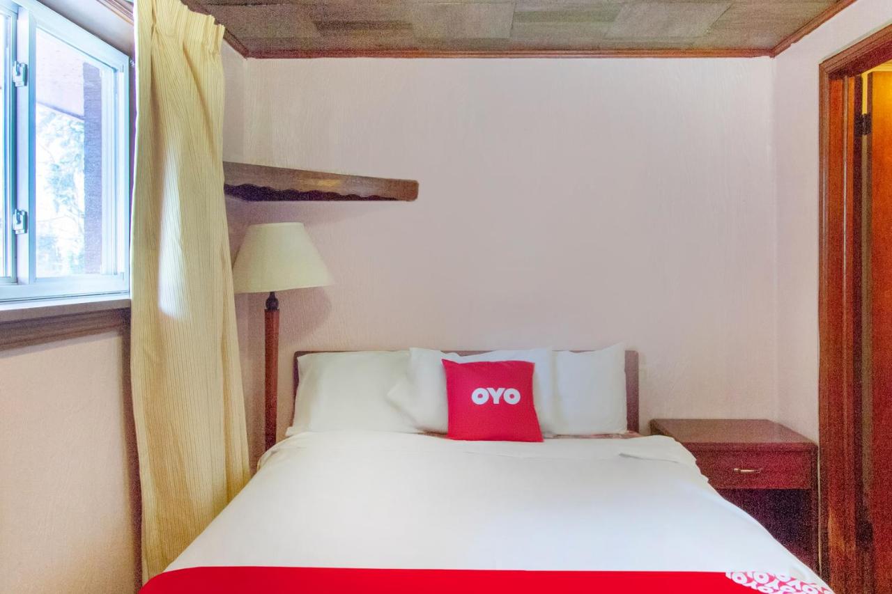 Two-Bedroom Suite at OYO Hotel Wilkes-Barre East