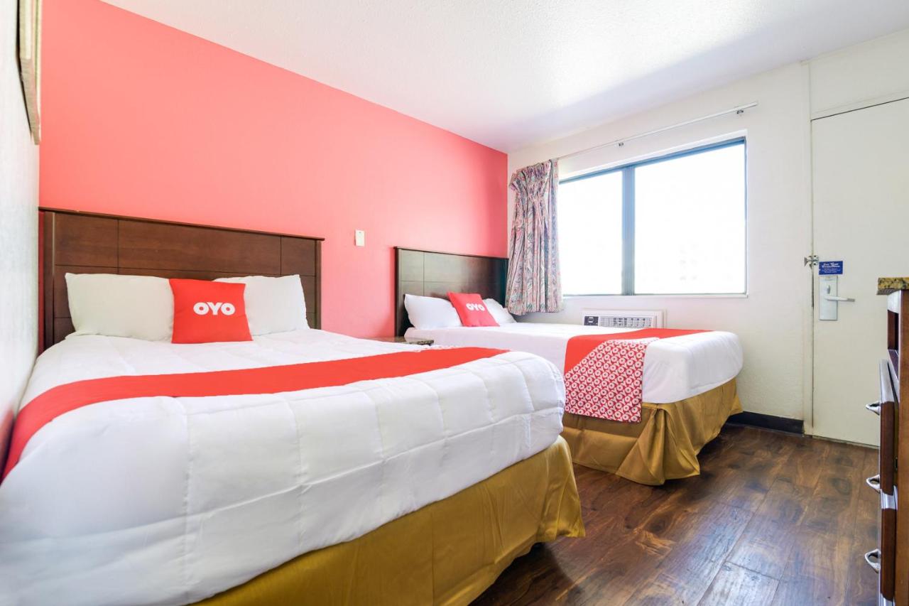 | OYO Hotel South Bend - Campus