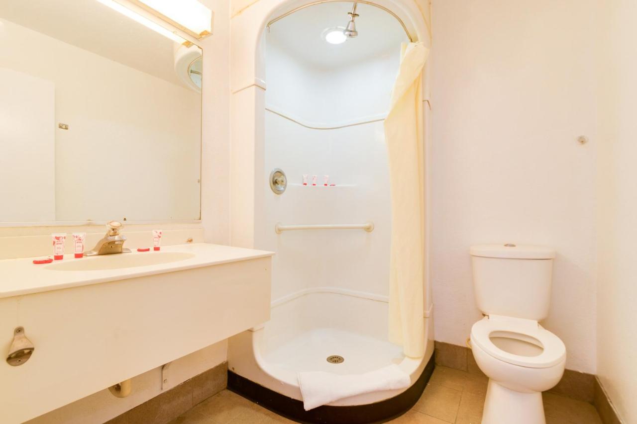 | OYO Hotel South Bend - Campus