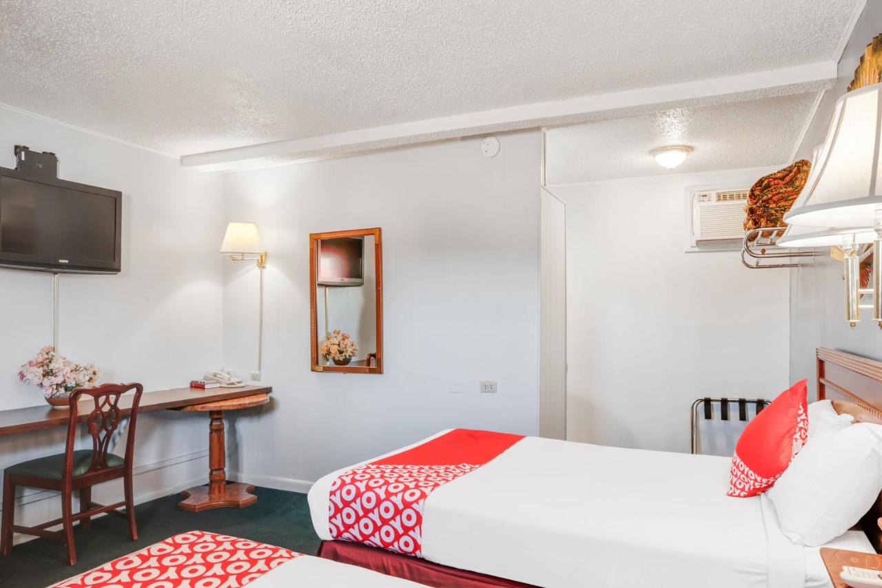 Double Room with Two Double Beds at OYO Hotel Liberal, Kansas