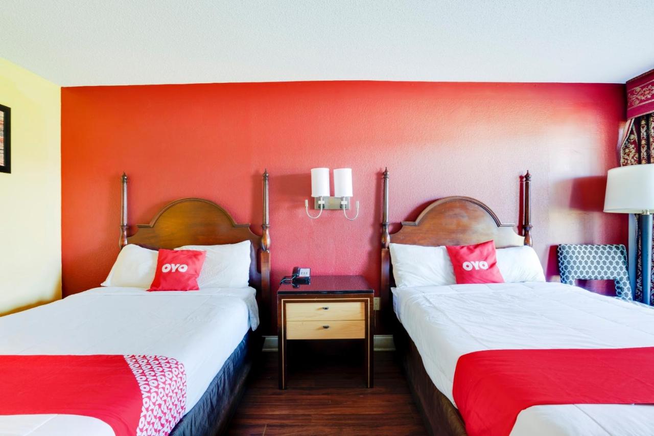 | OYO Hotel Wade/Fayetteville I-95 South