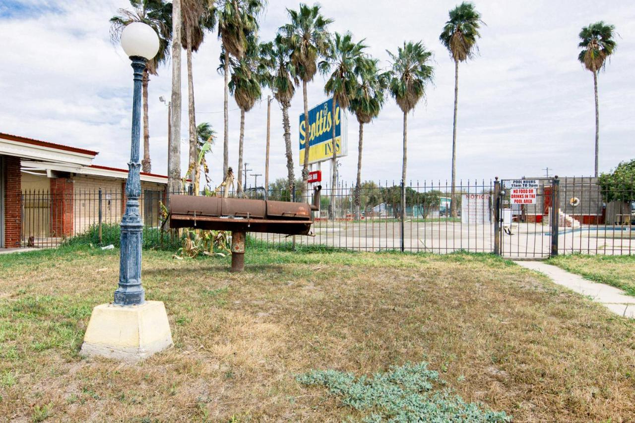  | OYO Hotel Alice TX Hwy 281 West