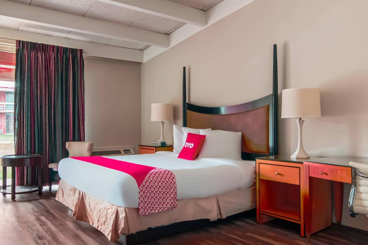  | OYO Hotel Alice TX Hwy 281 West