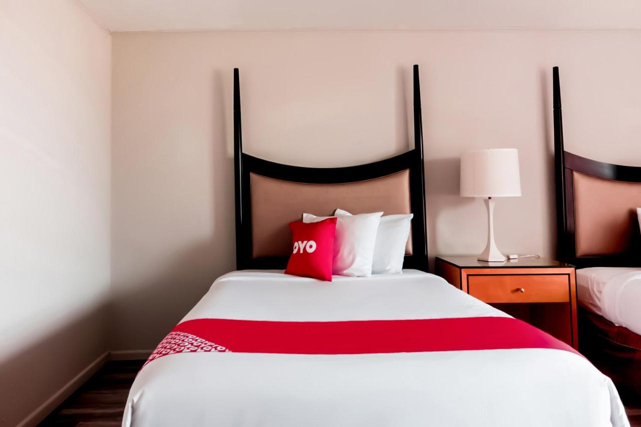  | OYO Hotel Alice TX Hwy 281 West