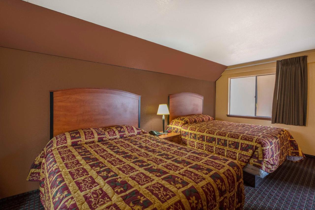  | Oyo Hotel Odessa TX, East Business 20
