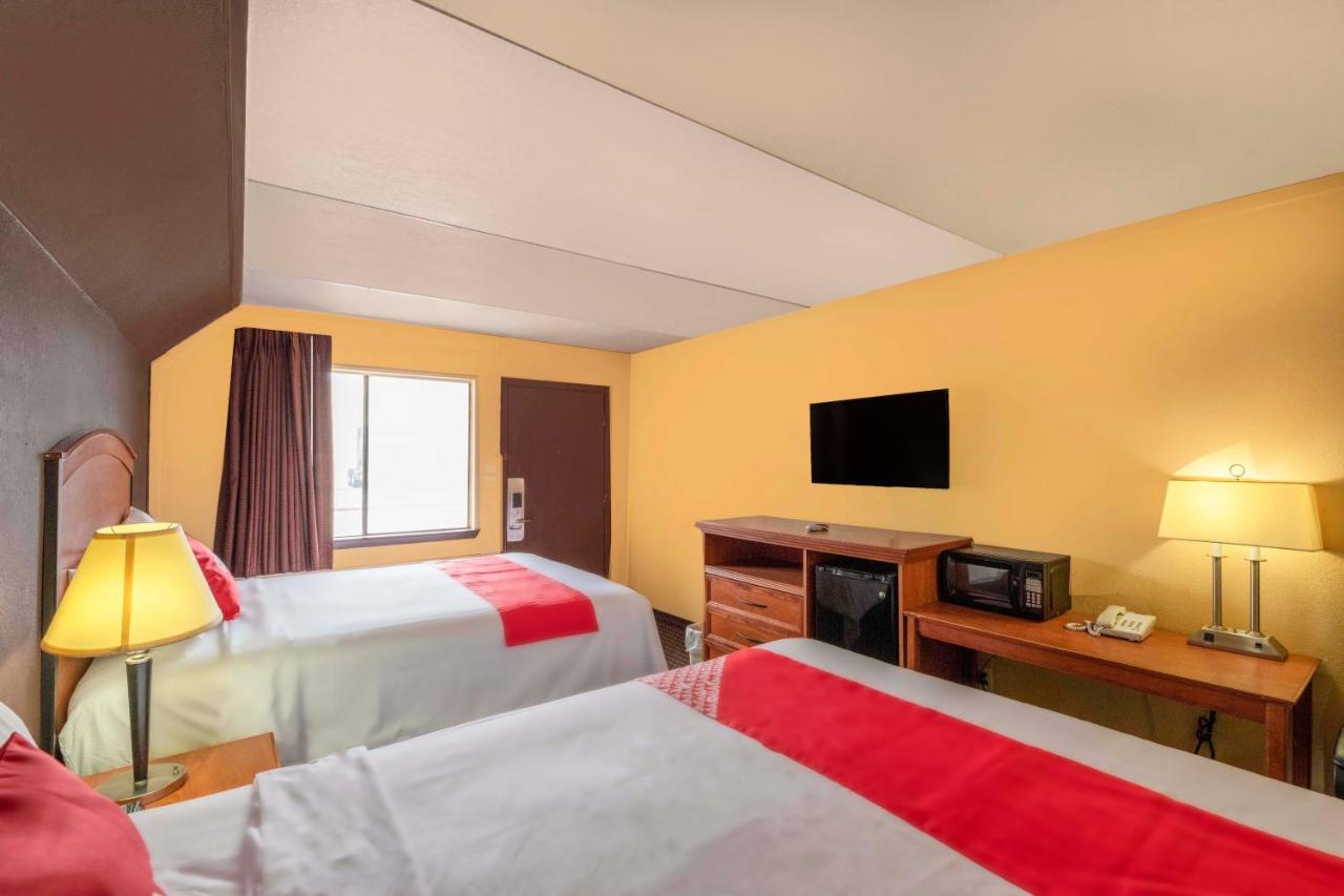  | Oyo Hotel Odessa TX, East Business 20
