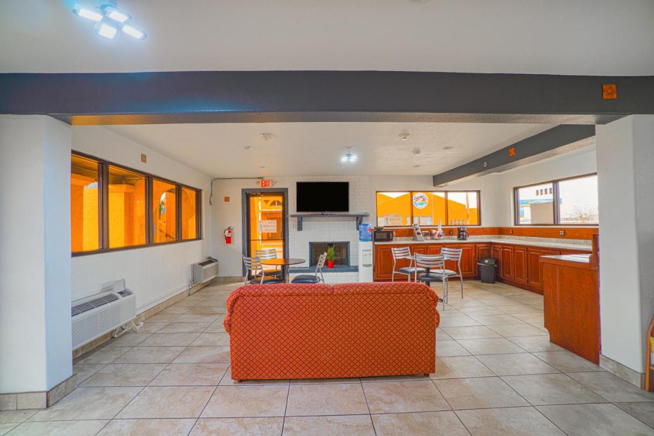 | OYO Hotel Kingsville - Hwy 77